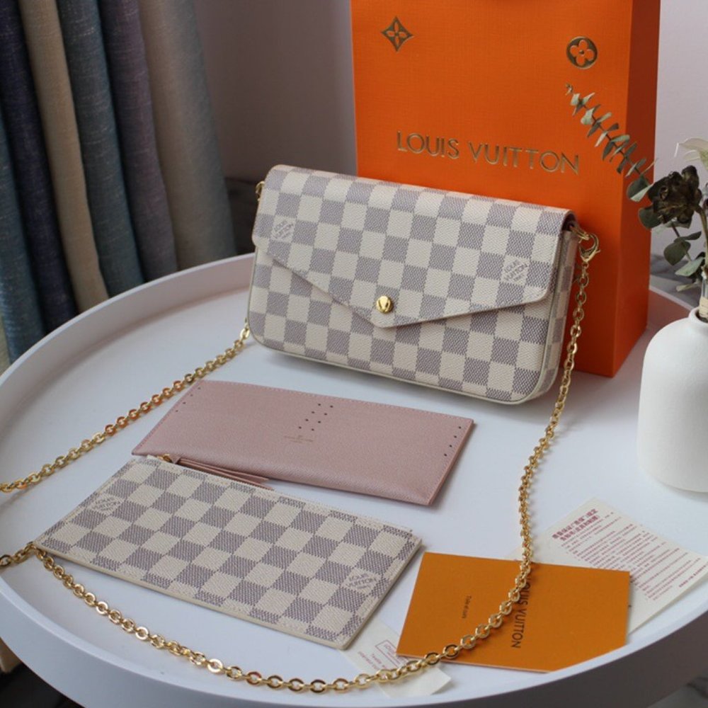 ✅Louis Vuitton Félicie Pochette Damier Azur